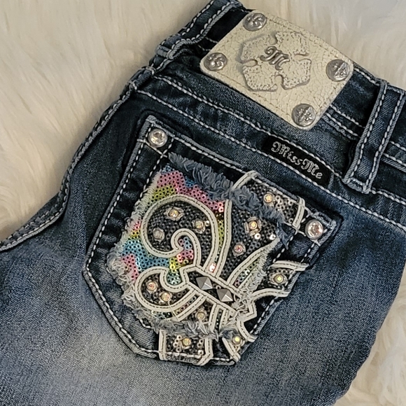 Miss Me Girls Size 12 Cuffed Capri jeans - Picture 6 of 11